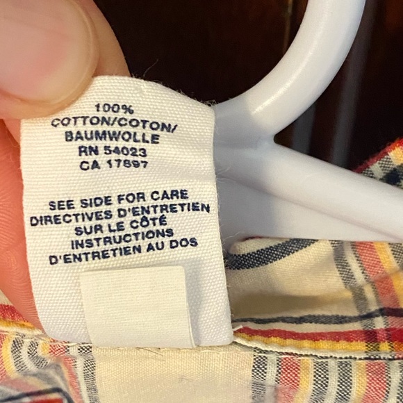 GAP Kids Button Up Short-sleeved - Picture 4 of 7